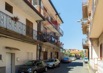 Edificio all\'aperto - Trilocale San Giovanni la Punta - foto 1