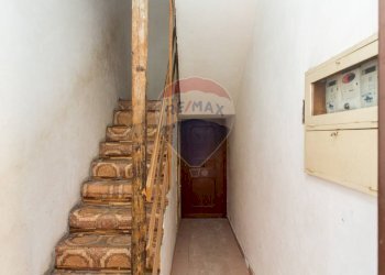 Scale - Trilocale San Giovanni la Punta - foto 4