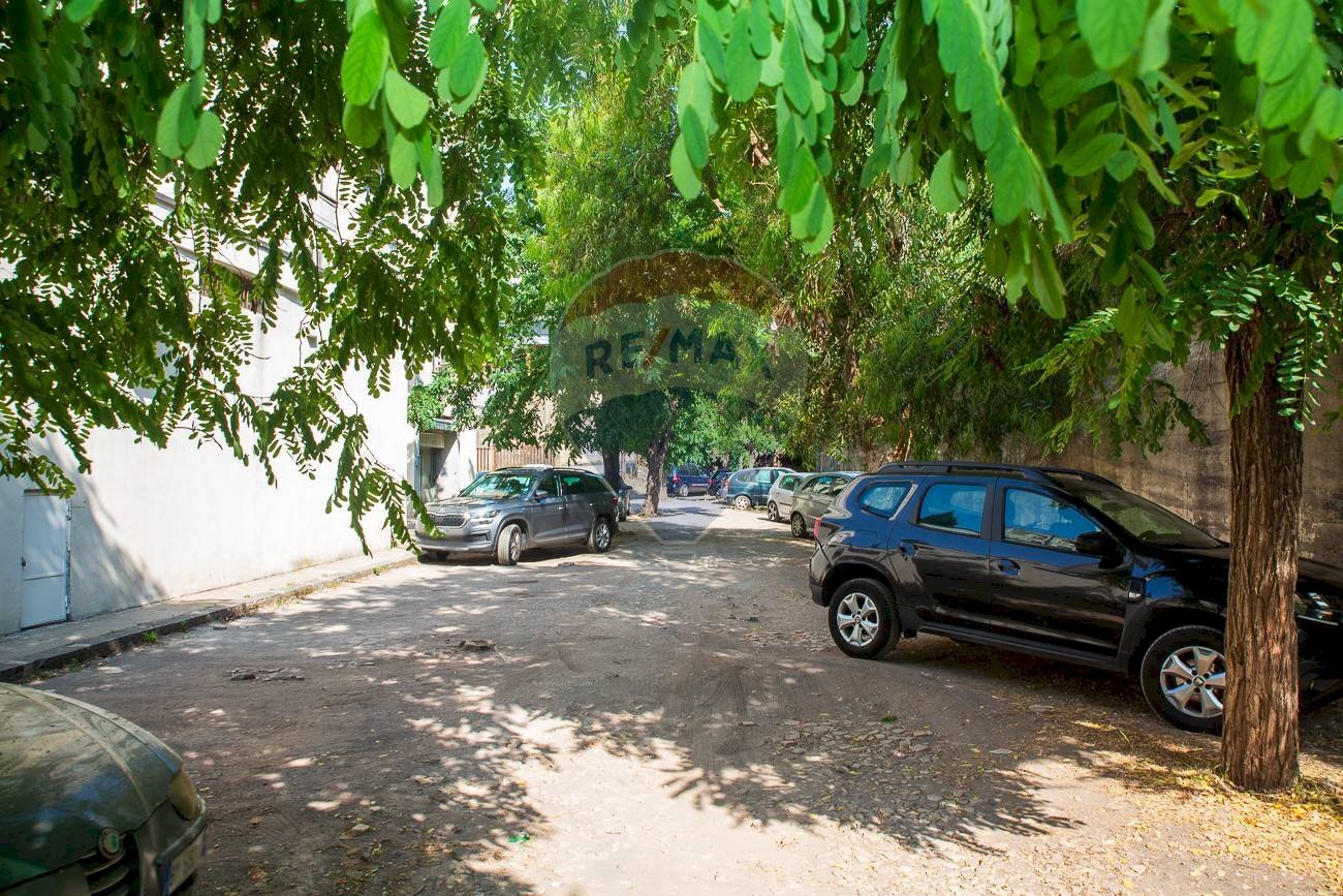 Parcheggio - Locale Commerciale VIA CARLO PISACANE
25, Catania - foto 3