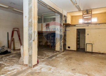 Parcheggio - Locale Commerciale VIA CARLO PISACANE
 
25, Catania - foto 17