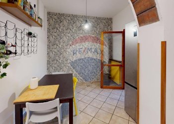 Sala da pranzo - Villa a Schiera Via del Pero, 4
 
4, Rodano - foto 7