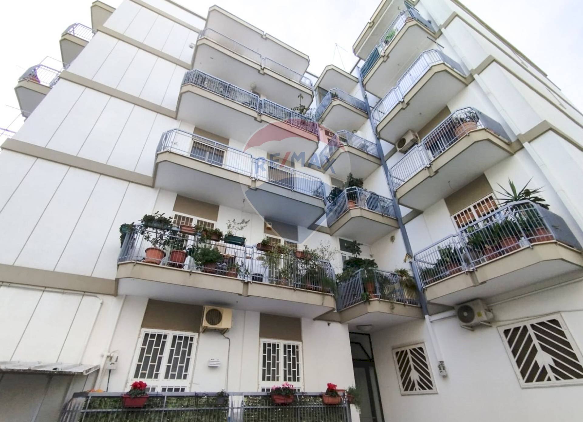 Edificio all\'aperto - Trilocale Stradella Petrera
 
4, Bari - foto 3