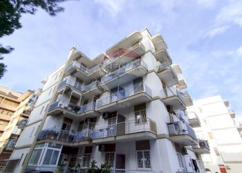 Edificio all\'aperto - Trilocale Stradella Petrera
 
4, Bari - foto 1