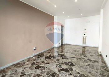 Stanza vuota - Trilocale Stradella Petrera
 
4, Bari - foto 6