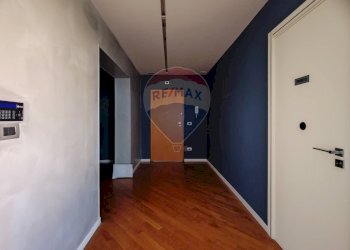 Hall / corridoio - Ufficio Via Edmondo Caccuri
 
7, Bari - foto 9