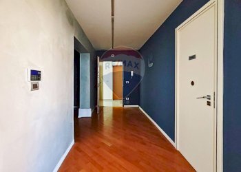 Hall / corridoio - Ufficio Via Edmondo Caccuri
 
7, Bari - foto 10