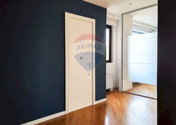 Stanza vuota - Ufficio Via Edmondo Caccuri
 
7, Bari - foto 31