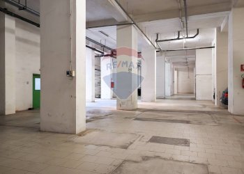 Parcheggio - Ufficio Via Edmondo Caccuri
 
7, Bari - foto 36