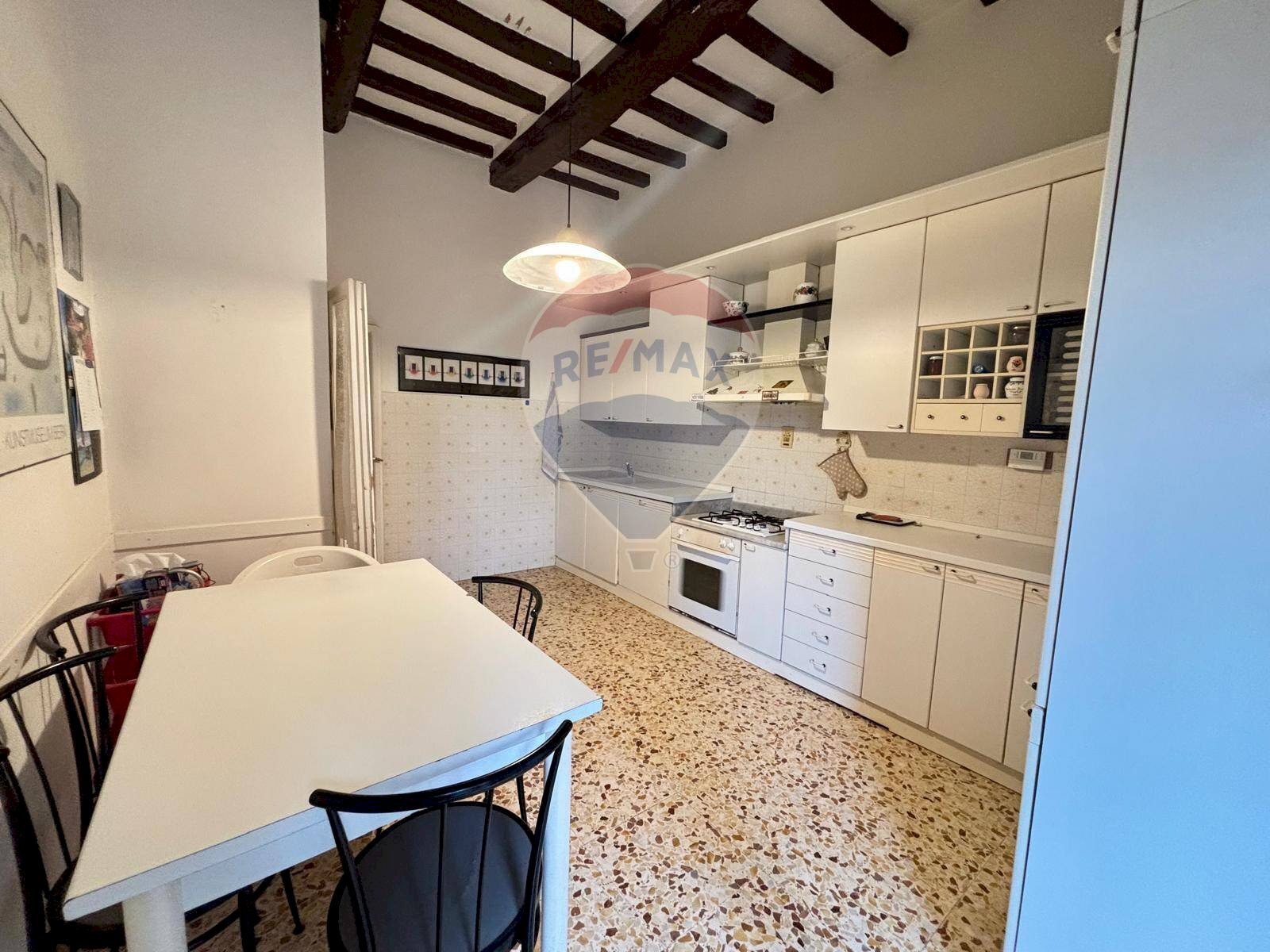Cucina - Quadrilocale Località Villini
 
220, Cavriglia - foto 3