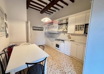 Cucina - Quadrilocale Località Villini
 
220, Cavriglia - foto 3