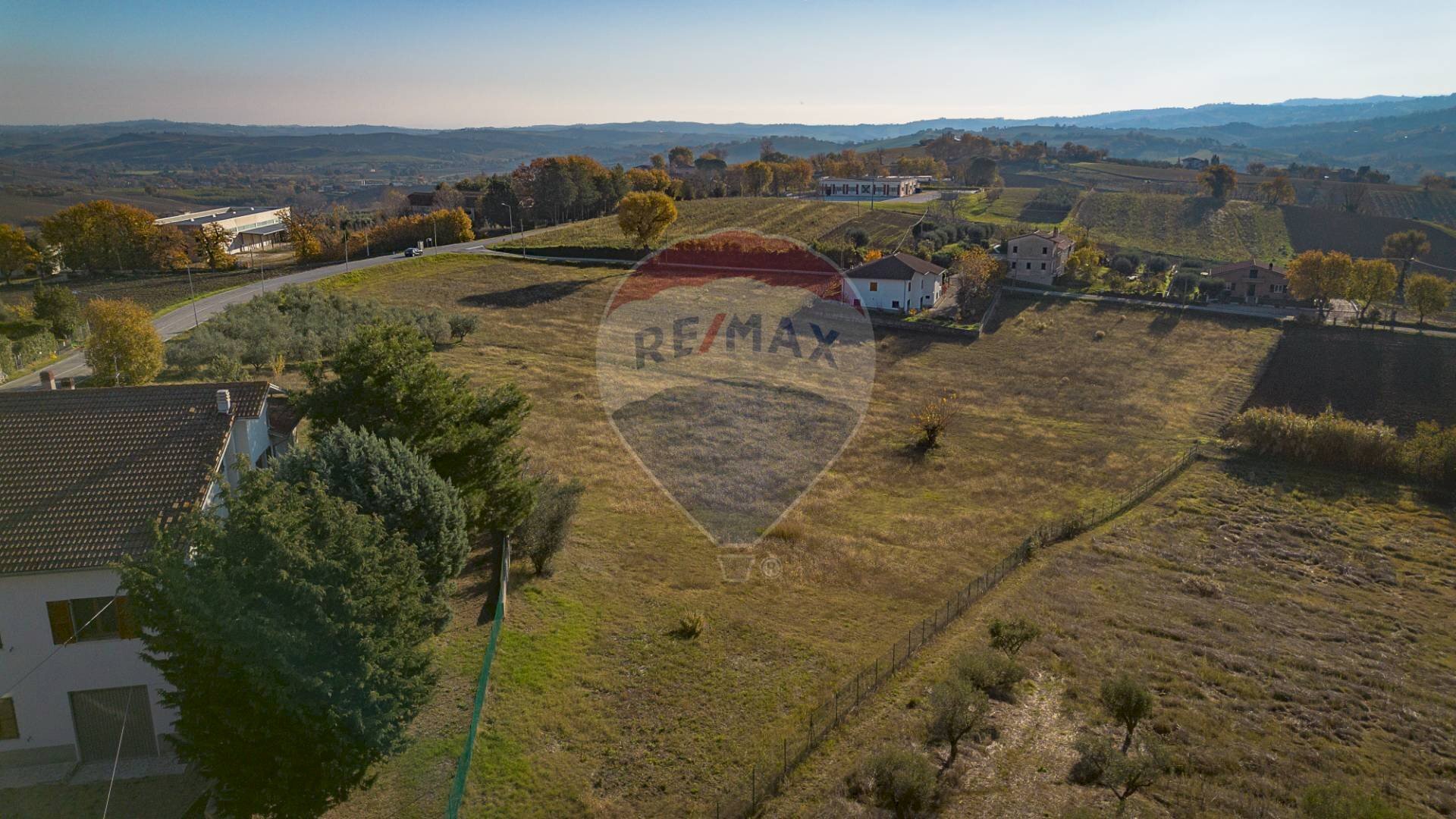 Vista delle montagne - Building land VIA FRATELLI KENNEDY
 
66, Barbara - photo 2