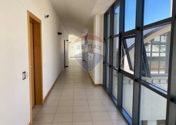 Hall / corridoio - Ufficio Via  Scipone Lapi
 
4, Città di Castello - foto 4