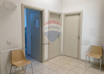 Hall / corridoio - Ufficio Via  Scipone Lapi
 
4, Città di Castello - foto 7