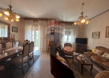 Sala da pranzo - Appartamento VIA CARNEVALE
 
9, Caltanissetta - foto 32