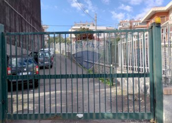 Balcone - Appartamento Via Livorno
 
77, Aci Castello - foto 6