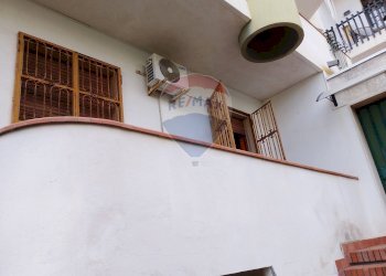 Edificio all\'aperto - Appartamento Via Livorno
 
77, Aci Castello - foto 16