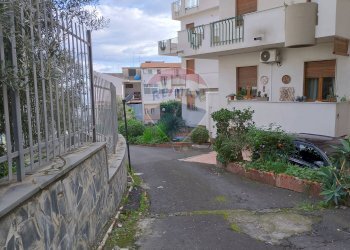 Edificio all\'aperto - Appartamento Via Livorno
 
77, Aci Castello - foto 18