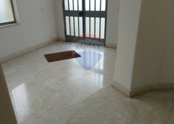 Stanza vuota - Appartamento Via Livorno
 
77, Aci Castello - foto 25