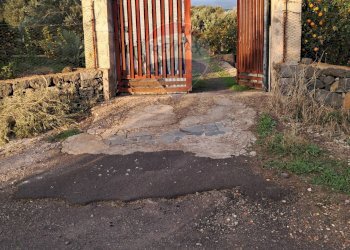 Casa all\'aperto - Terreno edificabile via giuseppe tomasi di lampedusa
 
S/N, Santa Maria di Licodia - foto 23