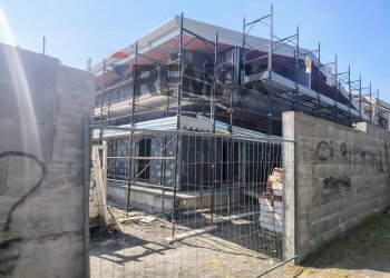 Edificio all\'aperto - Villa Via Arezzo
 
snc, San Giovanni la Punta - foto 2