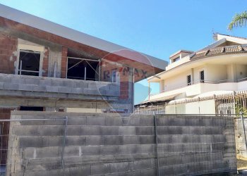 Edificio all\'aperto - Villa Via Arezzo
 
snc, San Giovanni la Punta - foto 10