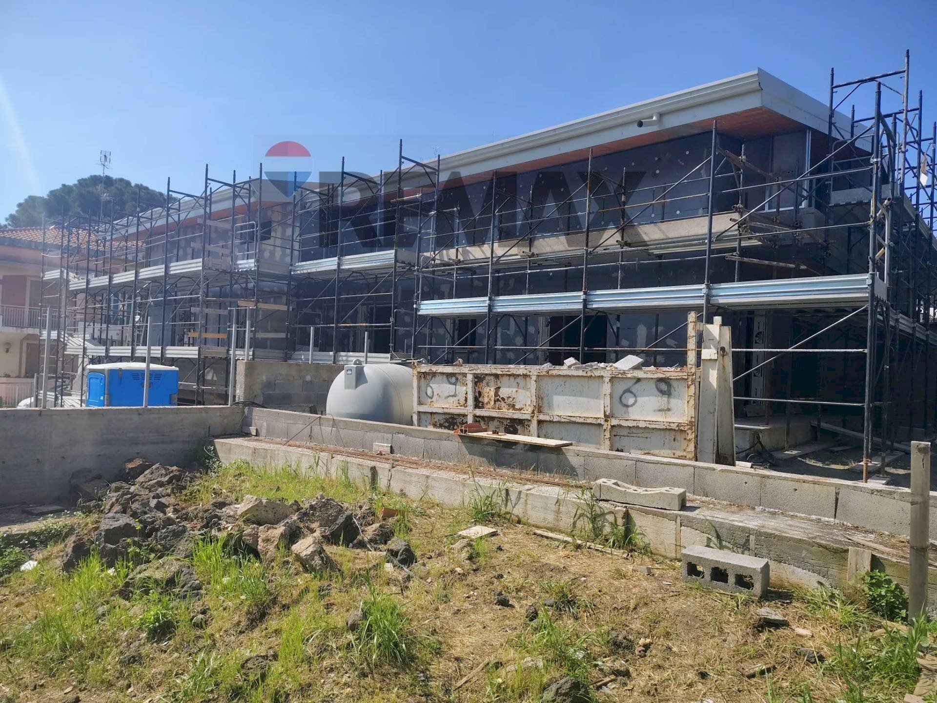 Edificio all\'aperto - Villa Via Arezzo
 
snc, San Giovanni la Punta - photo 3