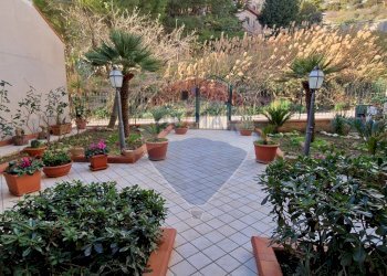 Terrazza - Villa a Schiera Viale Borremans
 
19, Enna - foto 1