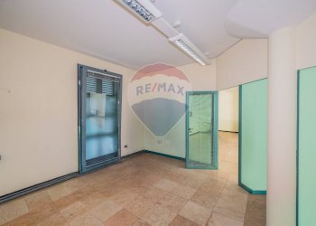 Stanza vuota - Ufficio Via Del Lino
 
36, Casalmaggiore - foto 24