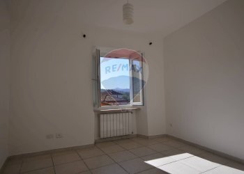Stanza vuota - Casa indipendente Piazza Balocco
 
7, Cengio - foto 23