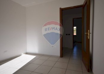 Stanza vuota - Casa indipendente Piazza Balocco
 
7, Cengio - foto 24