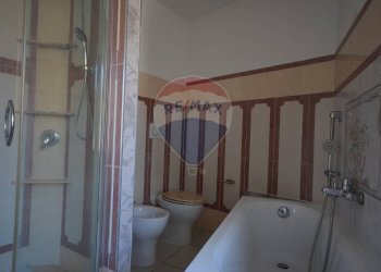 Bagno - Casa indipendente Piazza Balocco
 
7, Cengio - foto 29