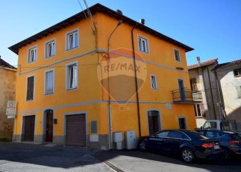 Edificio all\'aperto - Casa indipendente Piazza Balocco
 
7, Cengio - foto 39
