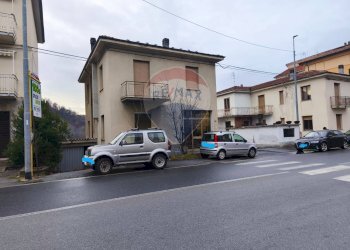 Edificio all\'aperto - Casa indipendente via Mazzini
 
30, Cengio - foto 4