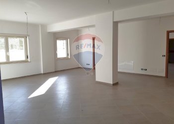 Stanza vuota - Ufficio Via Porta Napoli
 
16, L'Aquila - foto 11