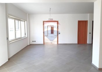 Stanza vuota - Ufficio Via Porta Napoli
 
16, L'Aquila - foto 13