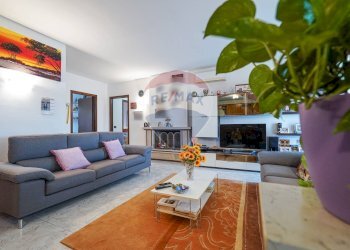 Soggiorno - Quadrilocale Via Dei Pradelli
 
9, Brembate - foto 6