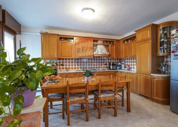 Cucina - Quadrilocale Via Dei Pradelli
 
9, Brembate - foto 8