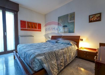 Camera / camera da letto - Quadrilocale Via Dei Pradelli
 
9, Brembate - foto 9