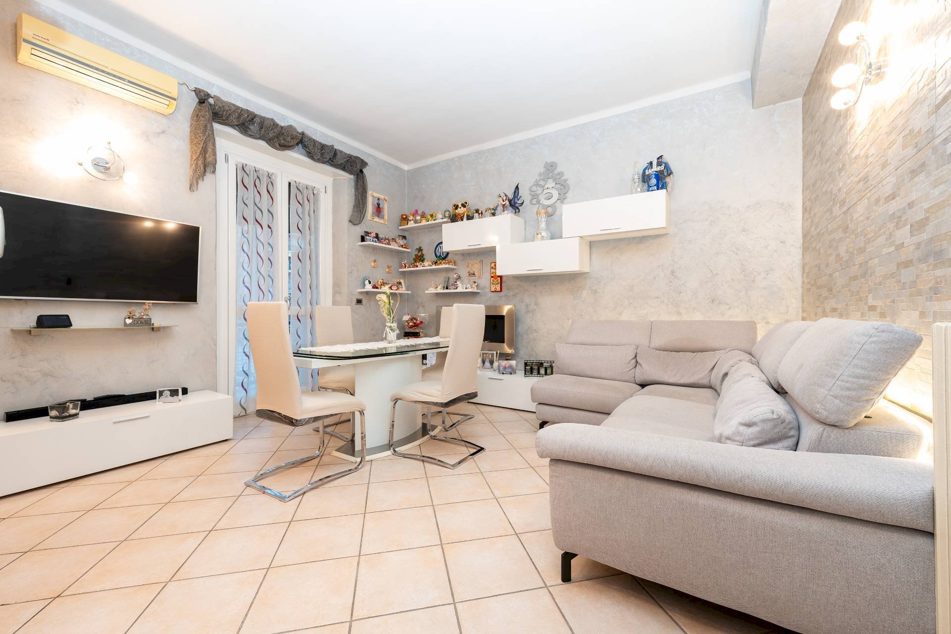 Foto 2 - Trilocale Piazza Allais
 
5, Grugliasco - foto 2