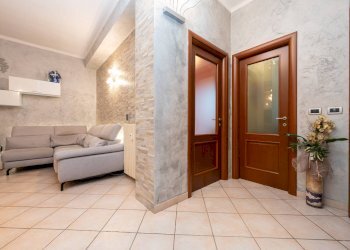 Foto 4 - Trilocale Piazza Allais
 
5, Grugliasco - foto 4