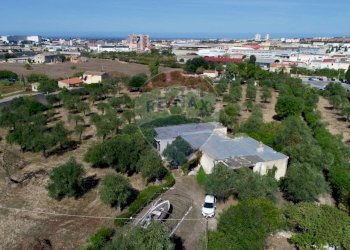 Edificio all\'aperto - Villa Sassari - foto 21