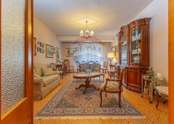 Sala da pranzo - Appartamento Via Madrid
 
30, Sassari - foto 6