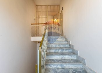 Scale - Appartamento Via Madrid
 
30, Sassari - foto 18