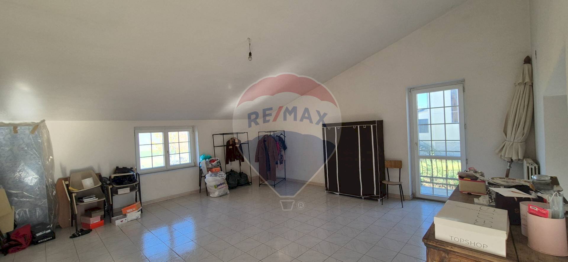 Soggiorno - Locale Commerciale Flumeri - foto 3