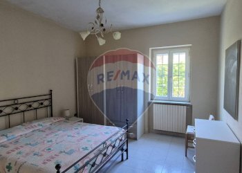 Camera / camera da letto - Locale Commerciale Flumeri - foto 8