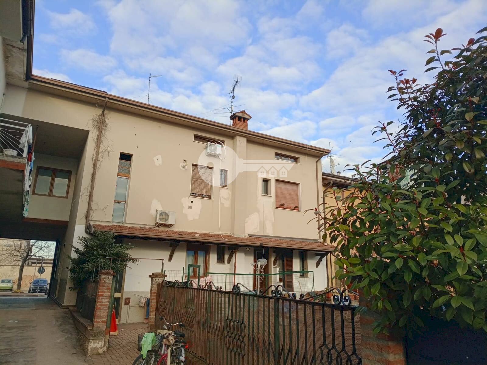 Foto 1 - Trilocale Via Sabotino
 
11, Ghedi - foto 1