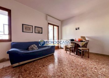 soggiorno - Trilocale galleria leonardo da vinci, Massa - foto 7