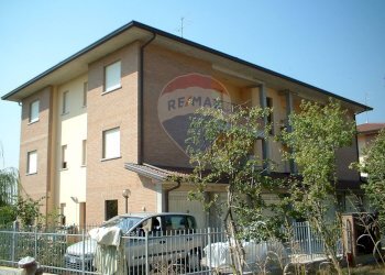 Casa all\'aperto - Bilocale Via Dino Buzzati
 
33, Reggio nell'Emilia - foto 3