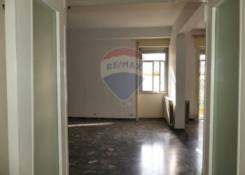 Stanza vuota - Appartamento via dottore antonio criscione
 
13, Ragusa - foto 7