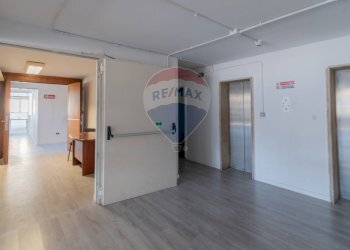 Stanza vuota - Office Via Resuttana
 
360, Palermo - photo 13